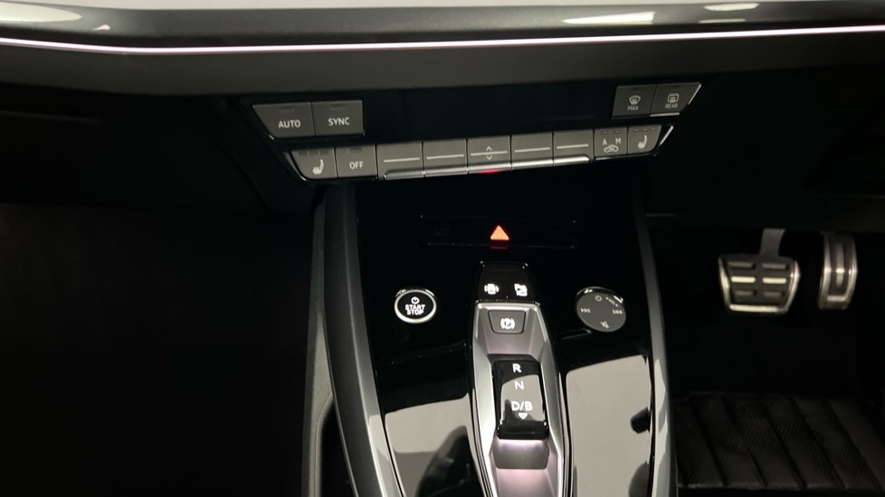 Used Audi Q4 e-tron 2024 for sale - 76937510: Photo 16