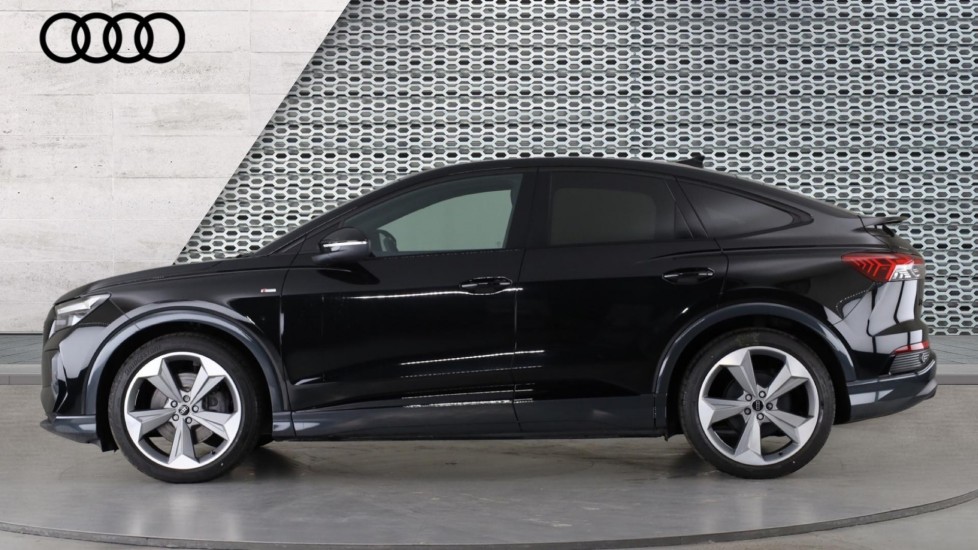 Used Audi Q4 e-tron 2024 for sale - 76937510: Photo 9