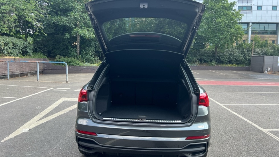 Used Audi Q3 2025 for sale - 76672589: Photo 18