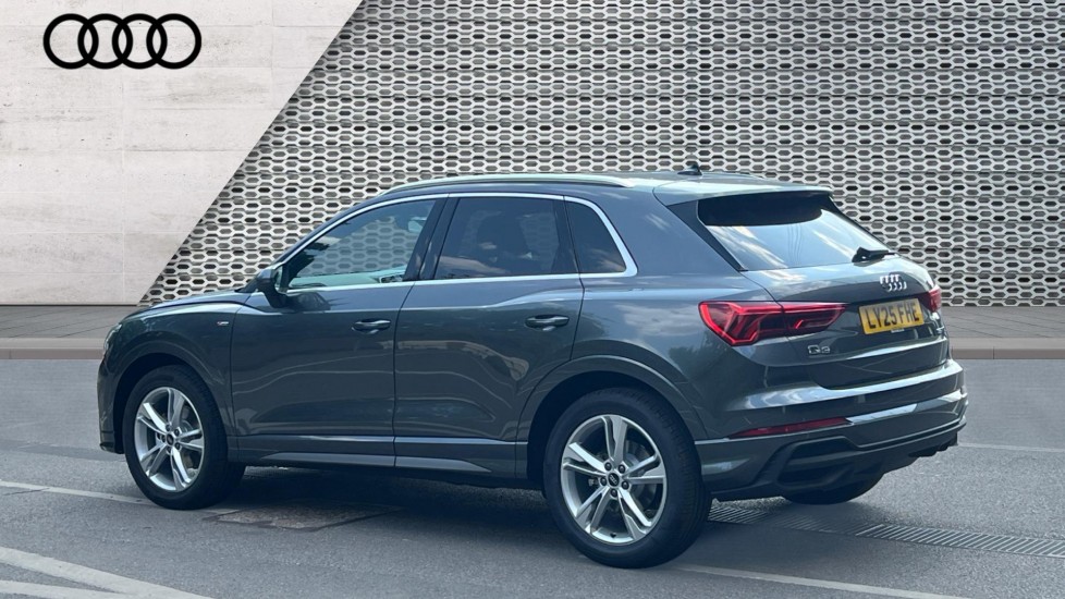 Used Audi Q3 2025 for sale - 76672589: Photo 3