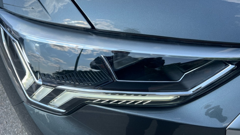 Used Audi Q3 2025 for sale - 76672589: Photo 34