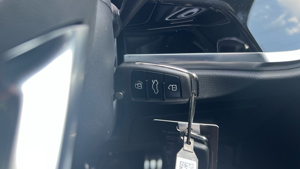 Used Audi Q3 2025 for sale - 76672589: Photo 54