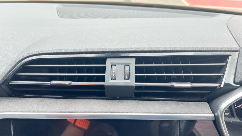 Used Audi RS Q3 2020 for sale - 76097993: Photo 16