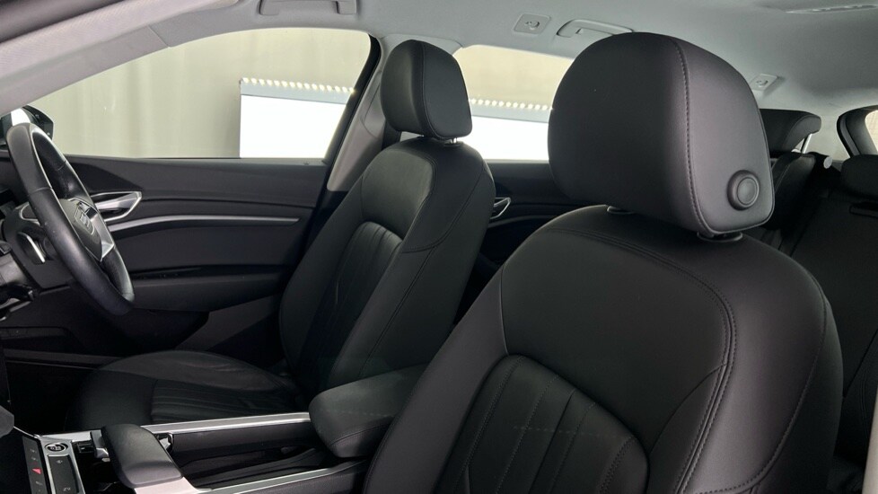 Used Audi e-tron 2022 for sale - 76826774: Photo 17