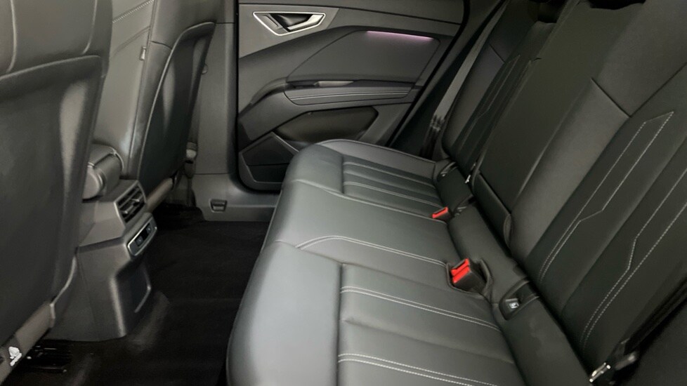 Used Audi Q4 e-tron 2024 for sale - 76355098: Photo 15