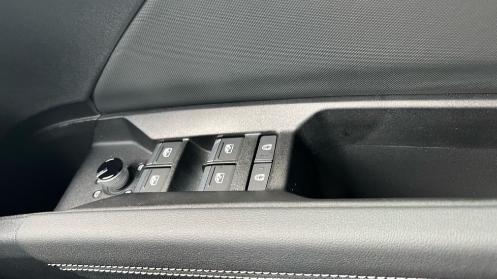 Used Audi Q4 e-tron 2025 for sale - 76894702: Photo 28