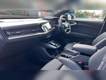 Used Audi Q4 e-tron 2025 for sale - 76894702: Photo