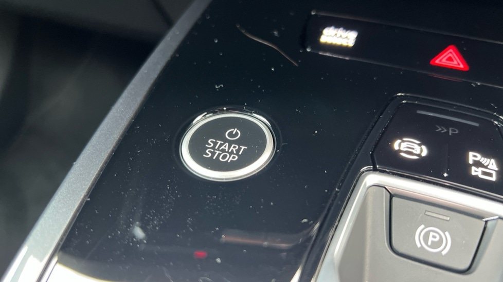 Used Audi Q4 e-tron 2025 for sale - 76894702: Photo 43