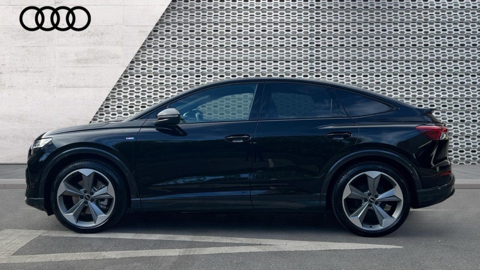 Used Audi Q4 e-tron 2025 for sale - 76894702: Photo 9