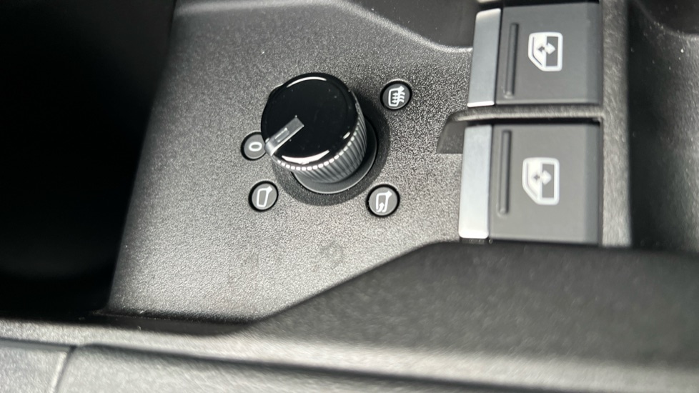 Used Audi Q4 e-tron 2025 for sale - 76966660: Photo 60