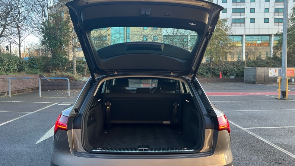 Used Audi e-tron 2021 for sale - 76826759: Photo 18