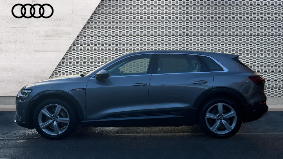 Used Audi e-tron 2021 for sale - 76826759: Photo 9