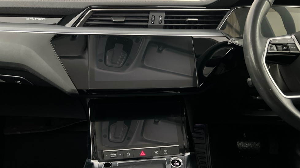 Used Audi e-tron 2022 for sale - 76942941: Photo 13