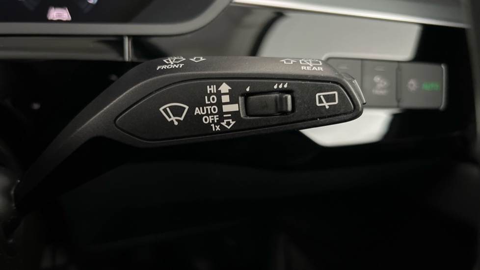 Used Audi e-tron 2022 for sale - 76942941: Photo 32