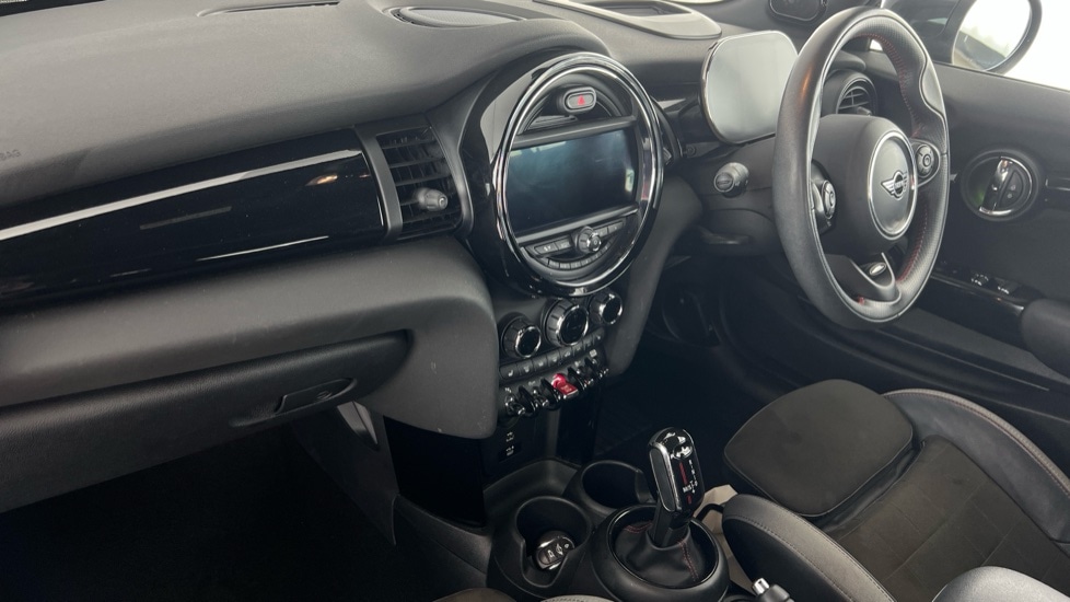 Used MINI Convertible 2021 for sale - 75996913: Photo 10