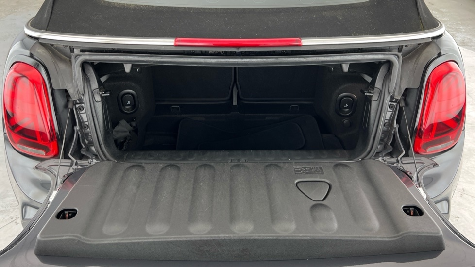 Used MINI Convertible 2021 for sale - 75996913: Photo 15