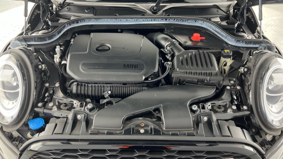 Used MINI Convertible 2021 for sale - 75996913: Photo 16