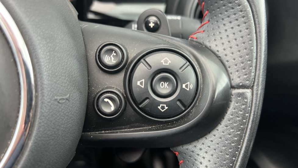 Used MINI Convertible 2021 for sale - 75996913: Photo 31