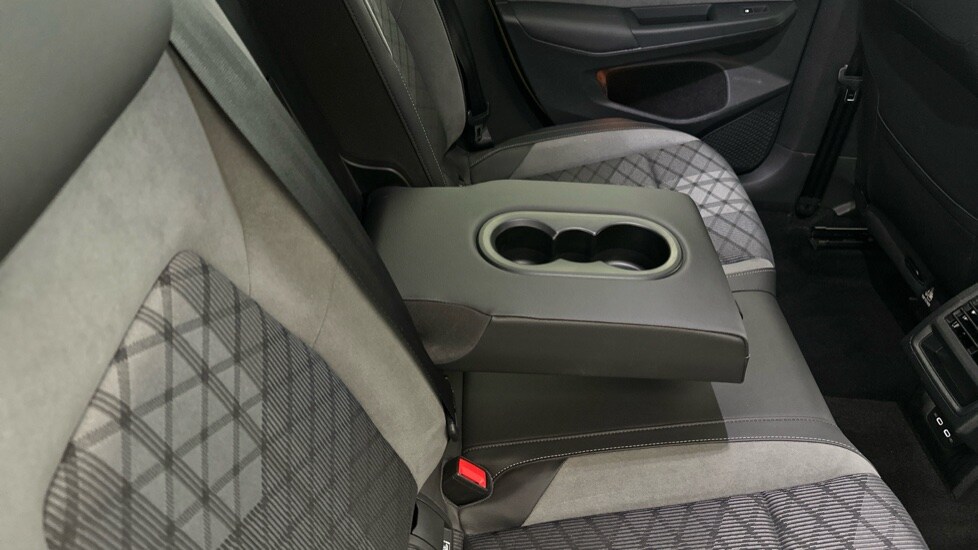 Used Volkswagen Golf 2021 for sale - 75860245: Photo 32