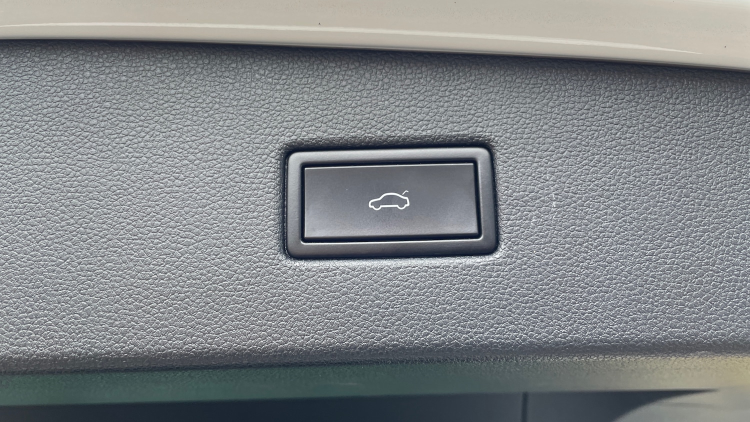 Used Volkswagen Tiguan 2020 for sale - 76470932: Photo 23