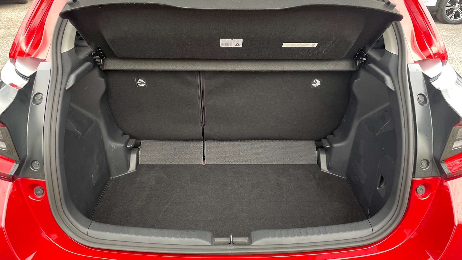 Used Mazda Mazda2 HYBRID 2022 for sale - 76497128: Photo 15