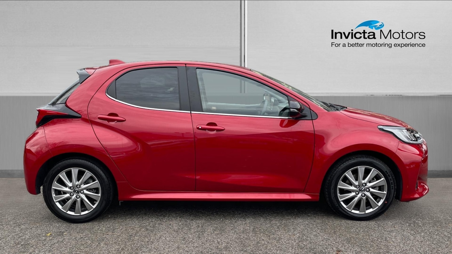 Used Mazda Mazda2 HYBRID 2022 for sale - 76497128: Photo 2