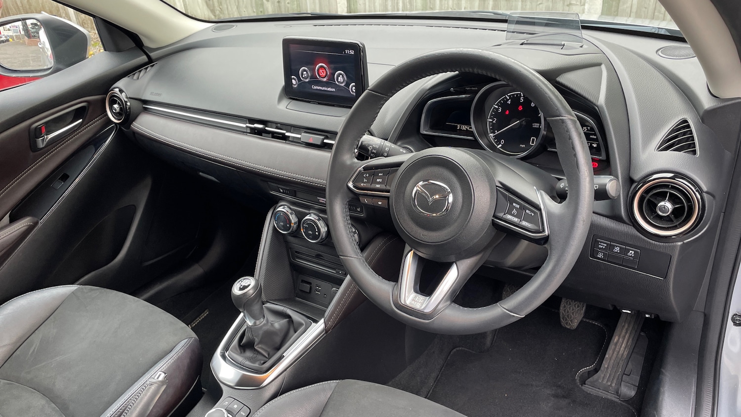 Used Mazda Mazda2 2018 for sale - 76482804: Photo 9