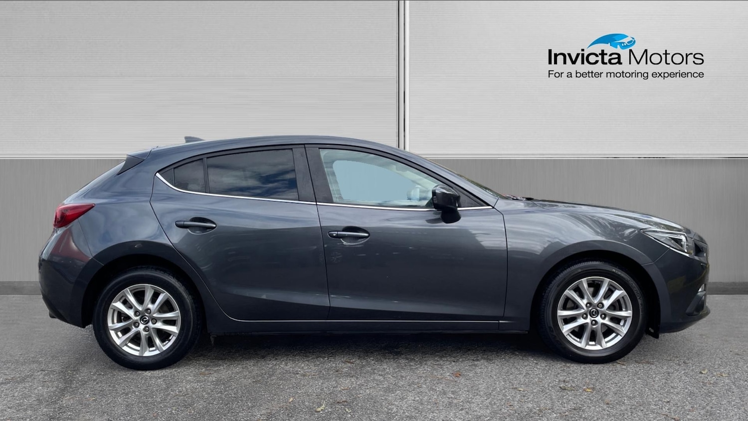 Used Mazda Mazda3 2015 for sale - 76305186: Photo 2
