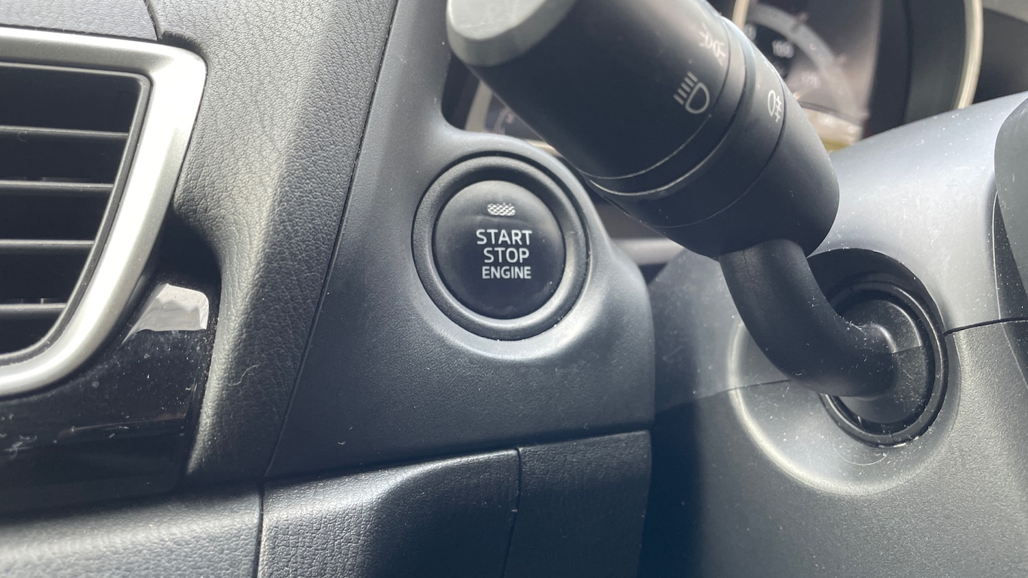 Used Mazda Mazda3 2015 for sale - 76305186: Photo 22