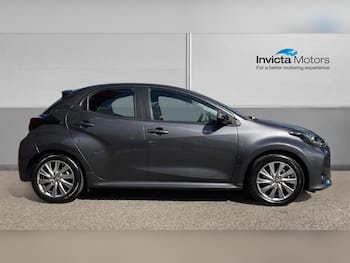 Used Toyota Yaris 2023 for sale - 79410381: Photo
