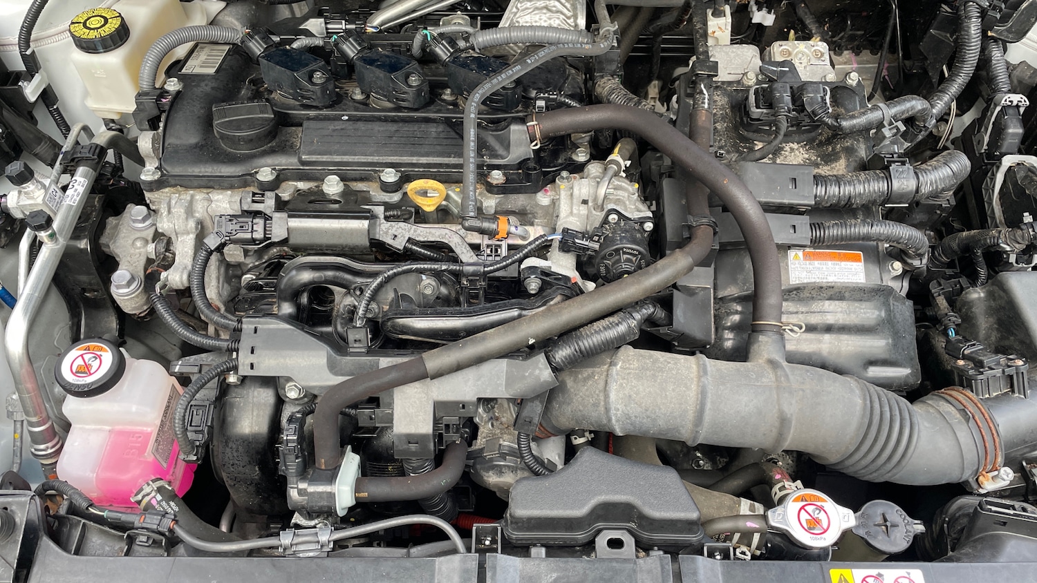 Used Mazda Mazda2 HYBRID 2022 for sale - 76305216: Photo 16