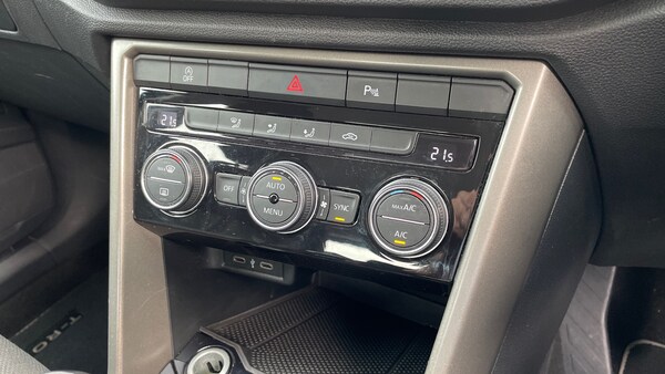 Used Volkswagen T-Roc 2020 for sale - 76057651: Photo 23