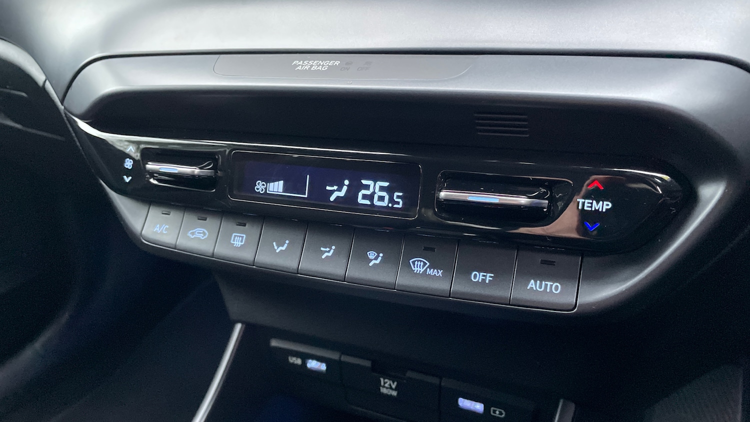 Used Hyundai i20 2022 for sale - 77028181: Photo 22