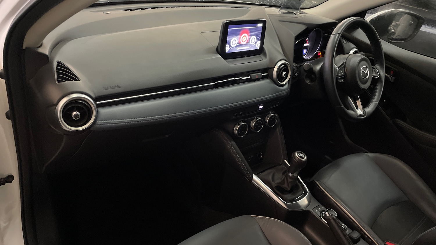 Used Mazda Mazda2 2021 for sale - 77189167: Photo 10