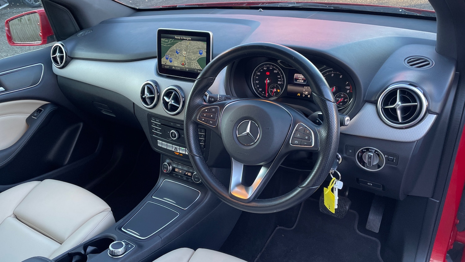 Used Mercedes-Benz B Class 2016 for sale - 76687007: Photo 9