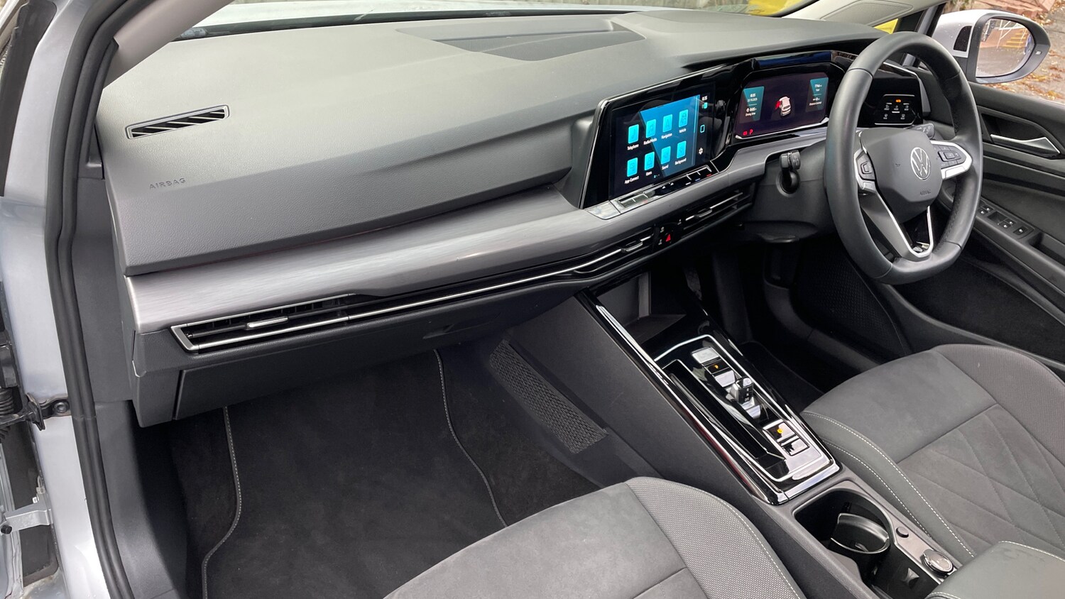 Used Volkswagen Golf 2023 for sale - 76324942: Photo 10