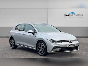 Volkswagen - Golf