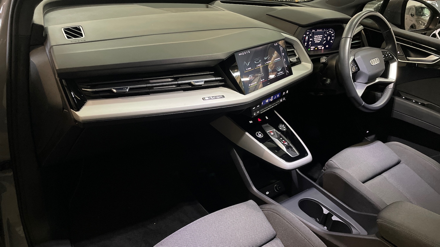 Used Audi Q4 e-tron 2023 for sale - 77213348: Photo 10