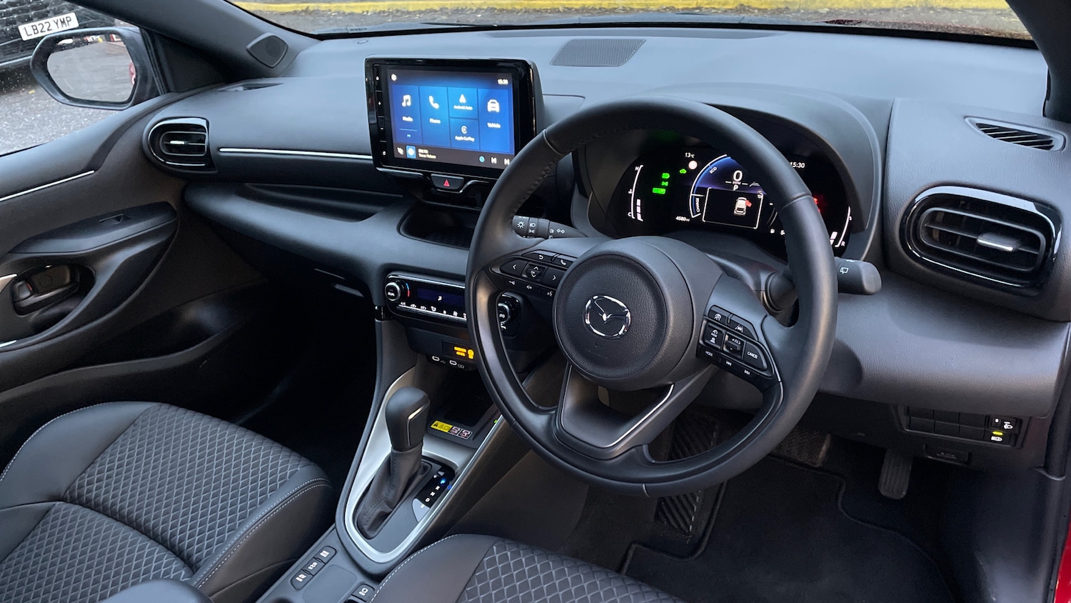 Used Mazda Mazda2 HYBRID 2024 for sale - 76821513: Photo 9