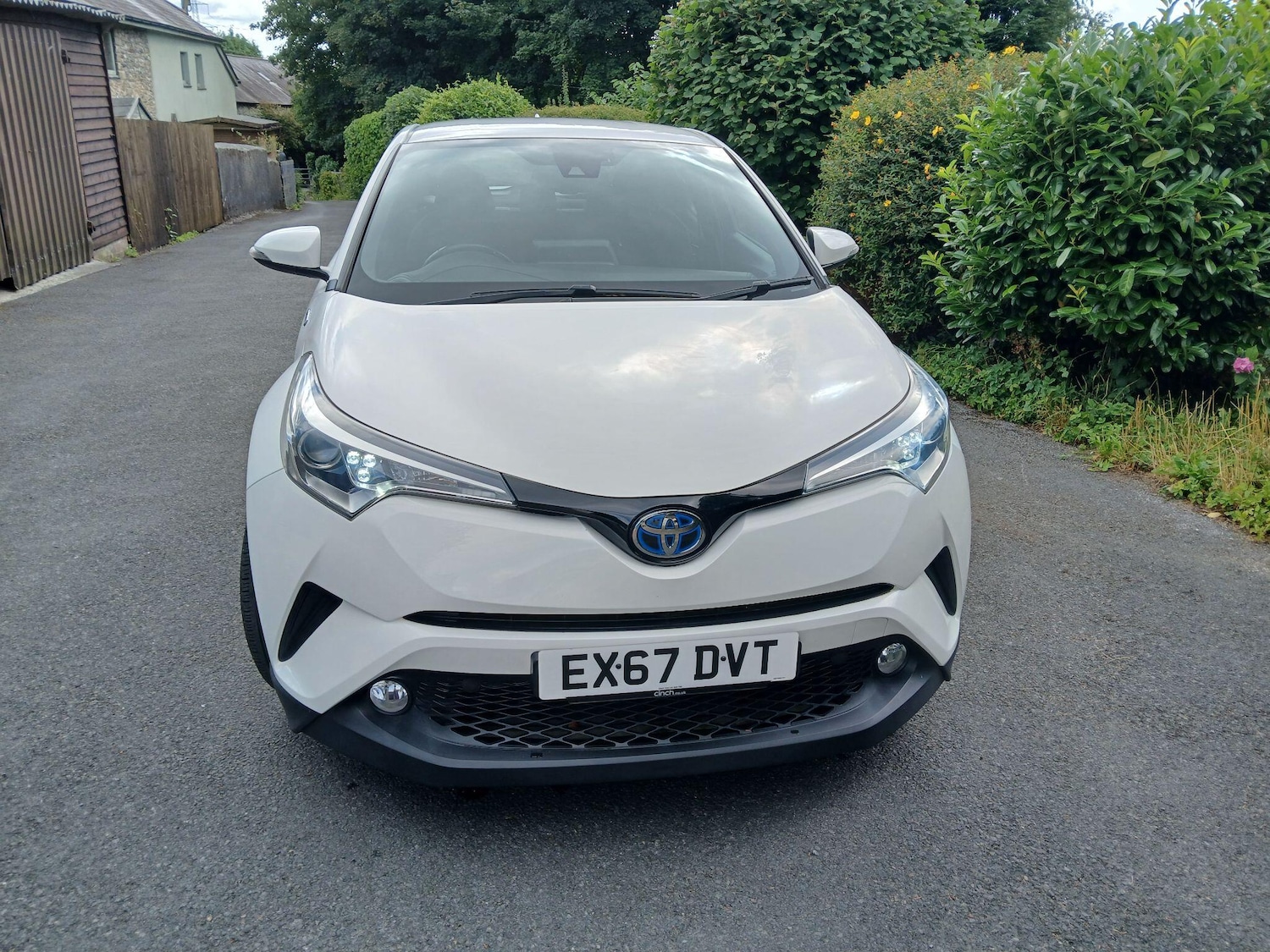 Used Toyota C-HR 2017 for sale - 77266968: Photo 2