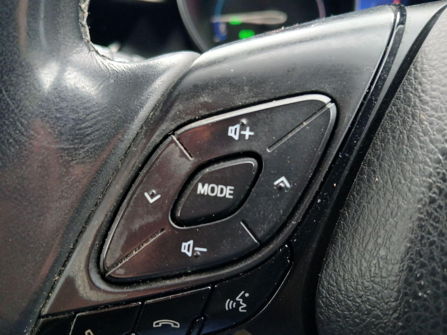 Used Toyota C-HR 2017 for sale - 77267016: Photo 16