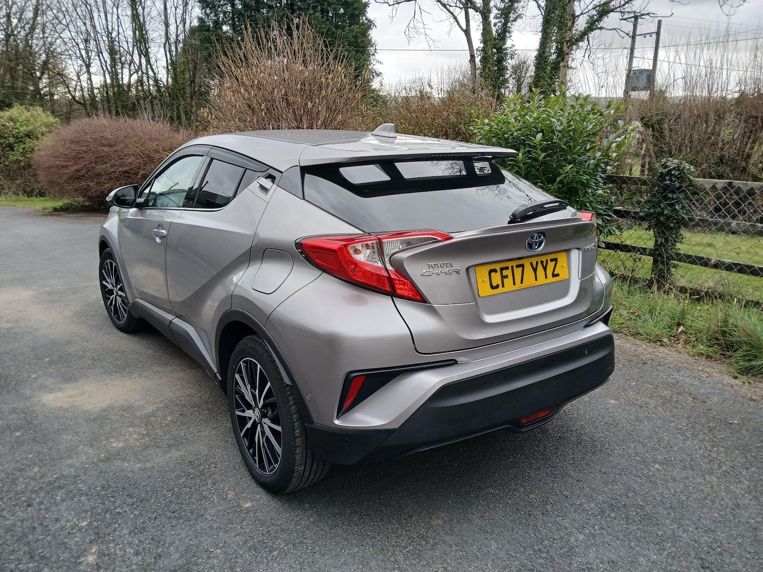 Used Toyota C-HR 2017 for sale - 77267016: Photo 4