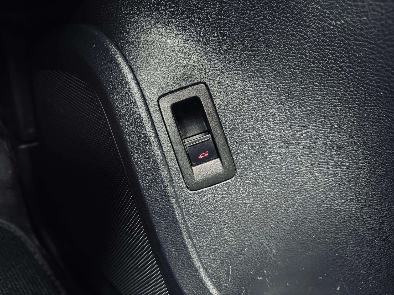 Used Volkswagen Touareg 2013 for sale - 77483061: Photo 27