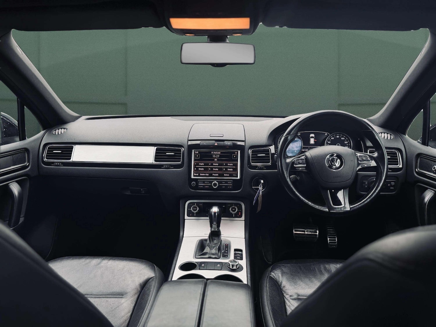 Used Volkswagen Touareg 2013 for sale - 77483061: Photo 29