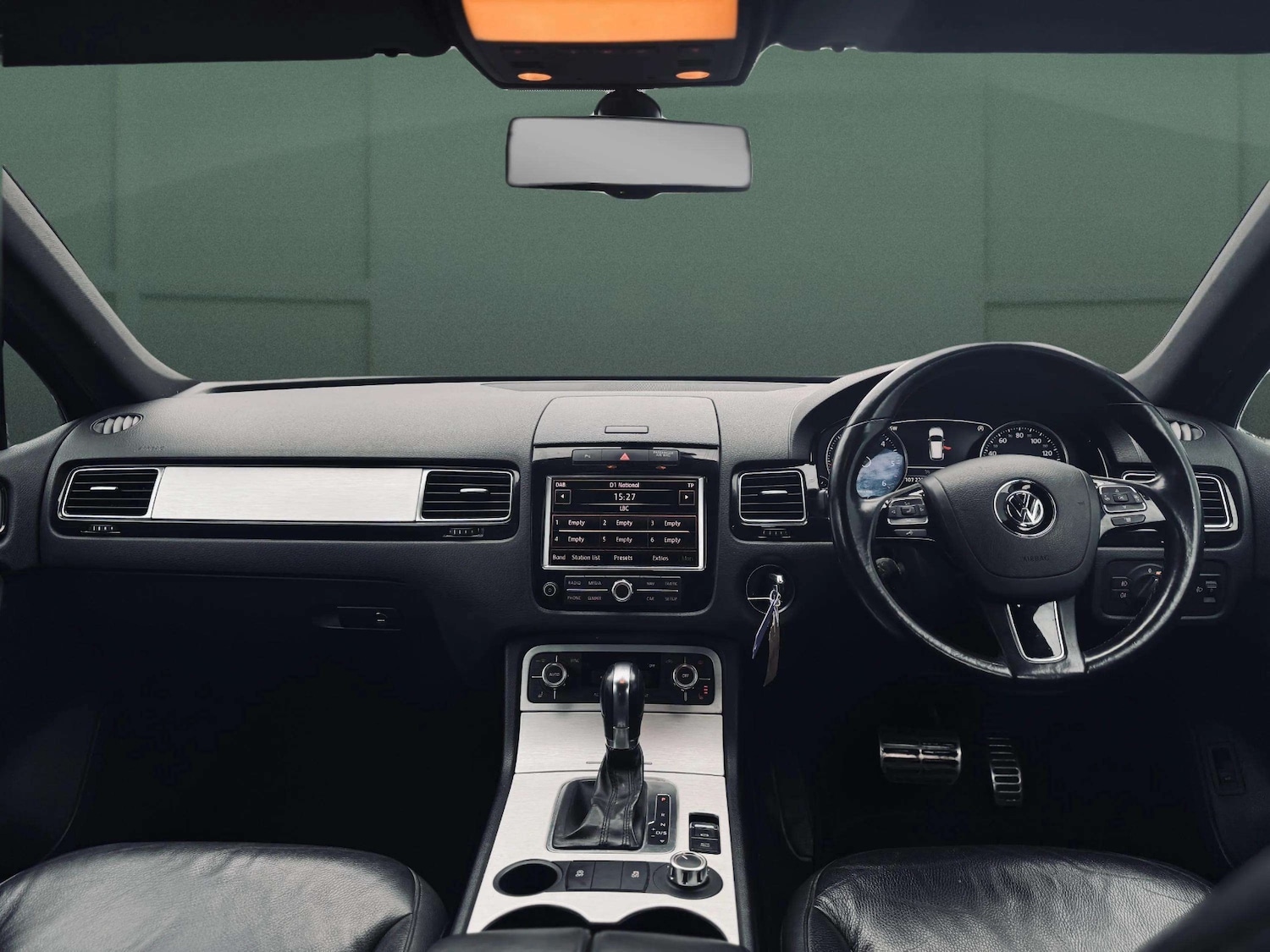 Used Volkswagen Touareg 2013 for sale - 77483061: Photo 30