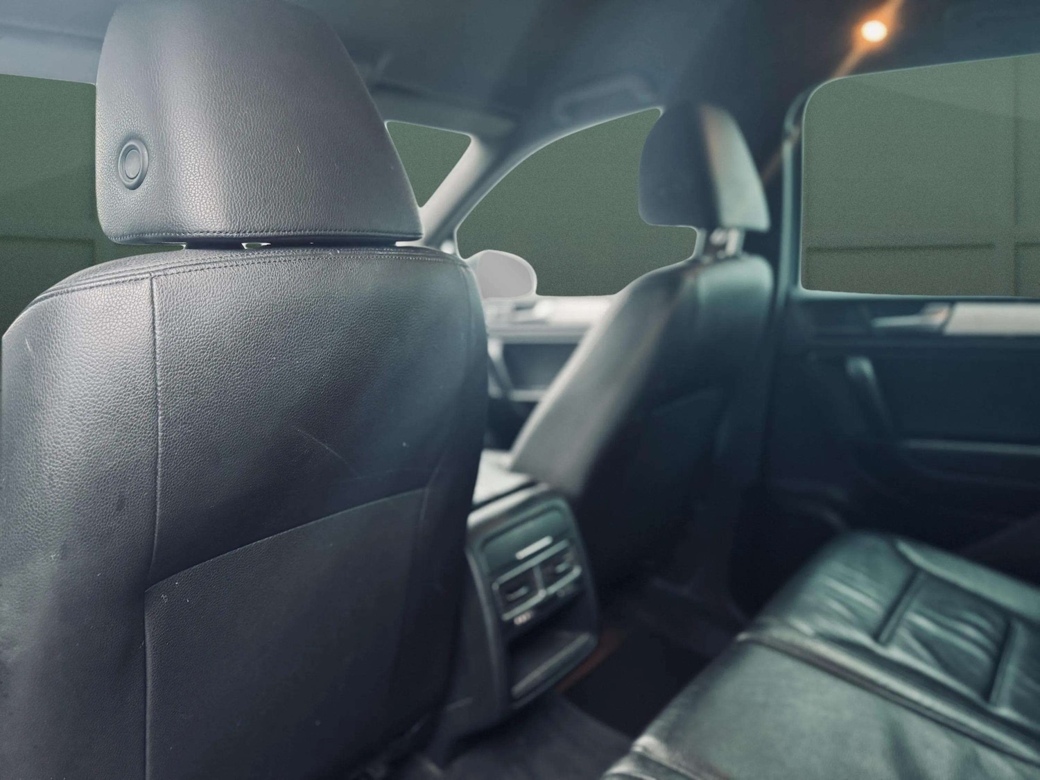 Used Volkswagen Touareg 2013 for sale - 77483061: Photo 31