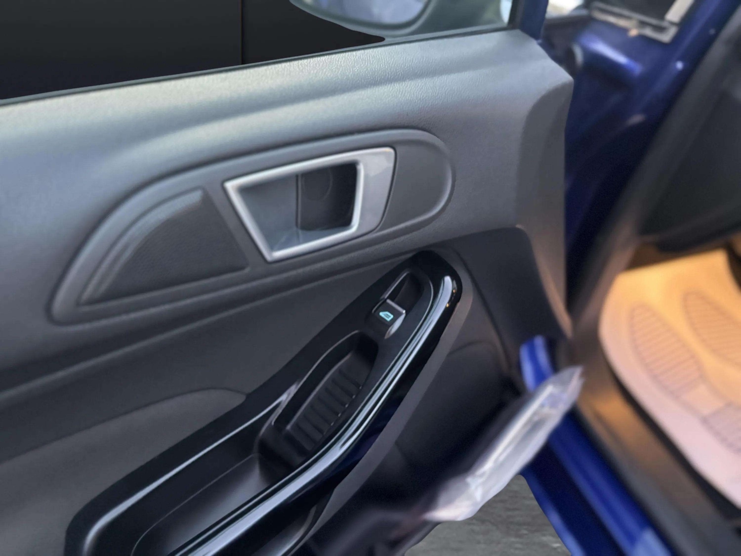 Used Ford Fiesta 2014 for sale - 76922042: Photo 31