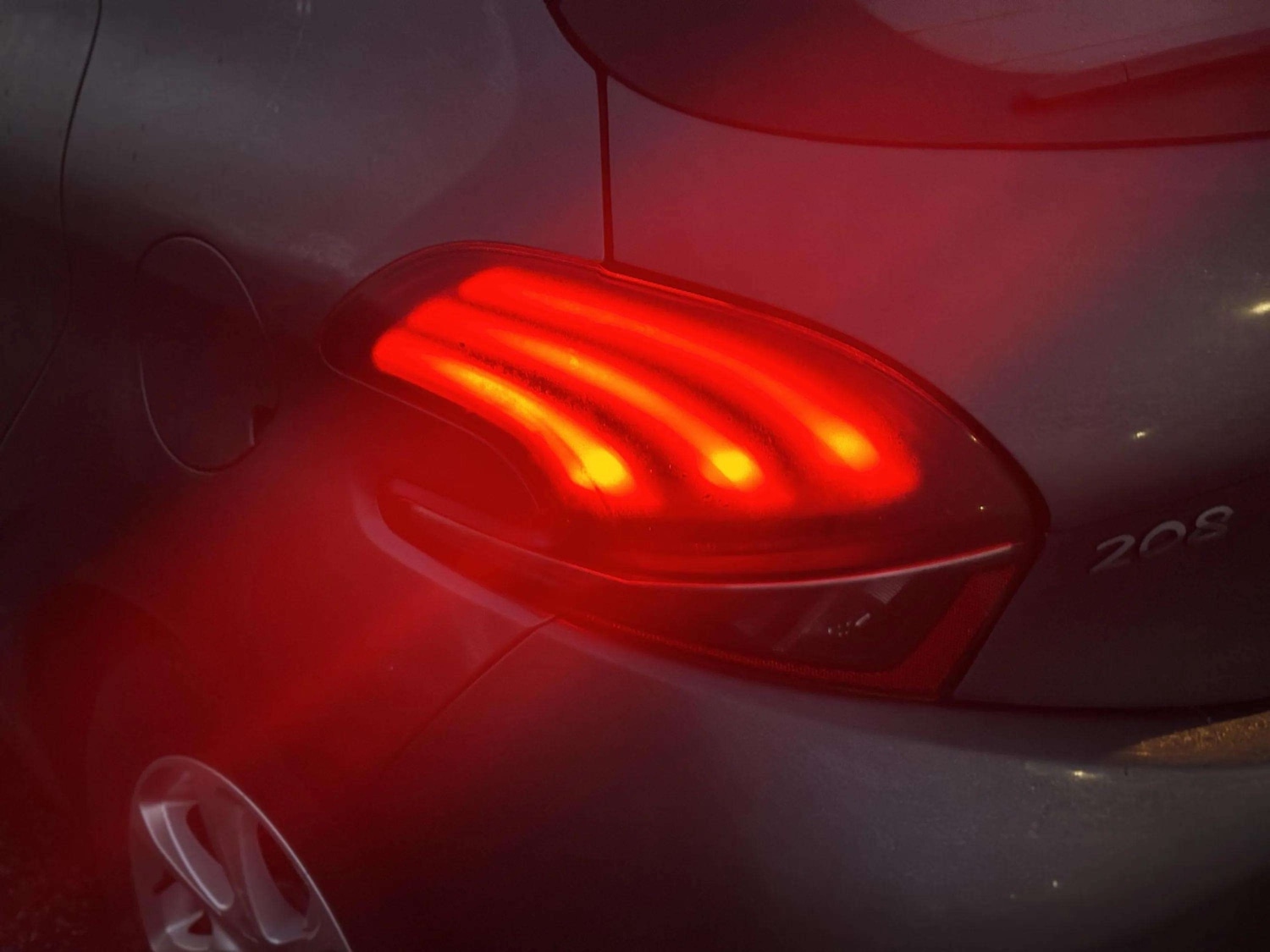 Used Peugeot 208 2015 for sale - 76922117: Photo 33