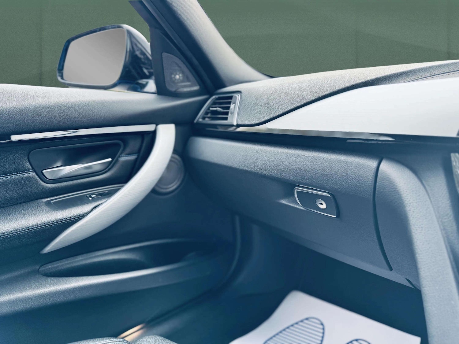 Used BMW 3 Series 2017 for sale - 76565715: Photo 40