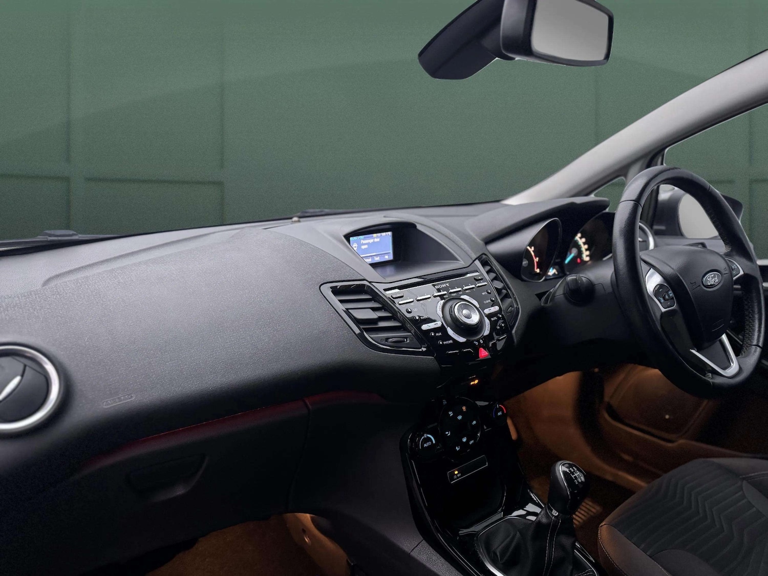 Used Ford Fiesta 2015 for sale - 77285751: Photo 11